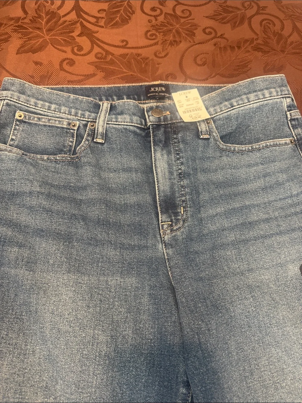 J. Crew Essential Straight Leg Jeans. Ladies 30